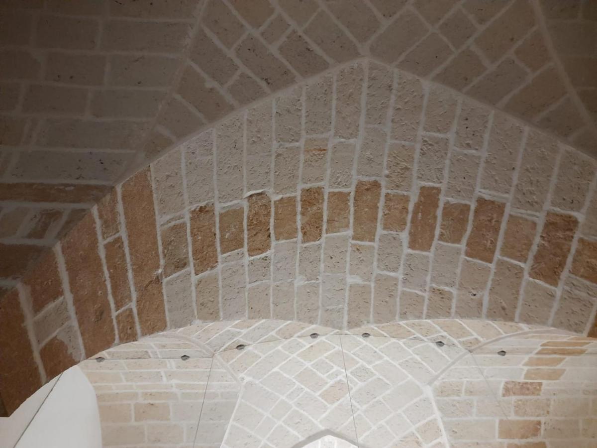 Casa Mima: Locazione Turistica Nel Centro Storico Lägenhet Brindisi Exteriör bild
